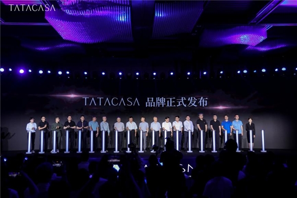 one体育TATACASA正式发布TATA木门开启高端家居新范式(图1)